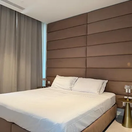 Mercury Tower High End 1bdr Flat